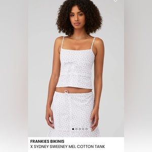 Frankie’s set except I got the skirt Taylored smaller!